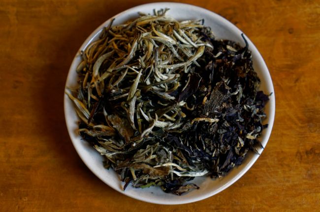 Different kinds of white tea